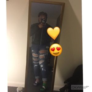 Meet your Posher, Regina